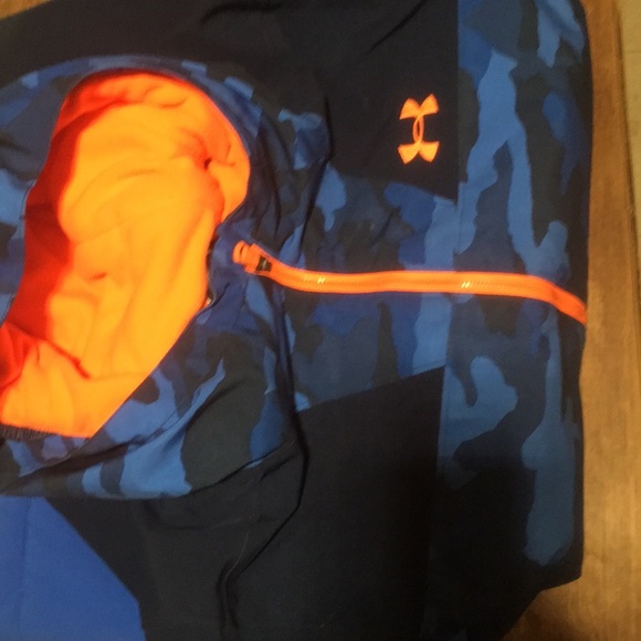 Winter coat- great shape, no rips, no stains, like new. We just grew! - Picture 4 of 7